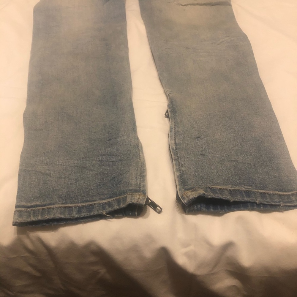 Jeans - Picture 7 of 7